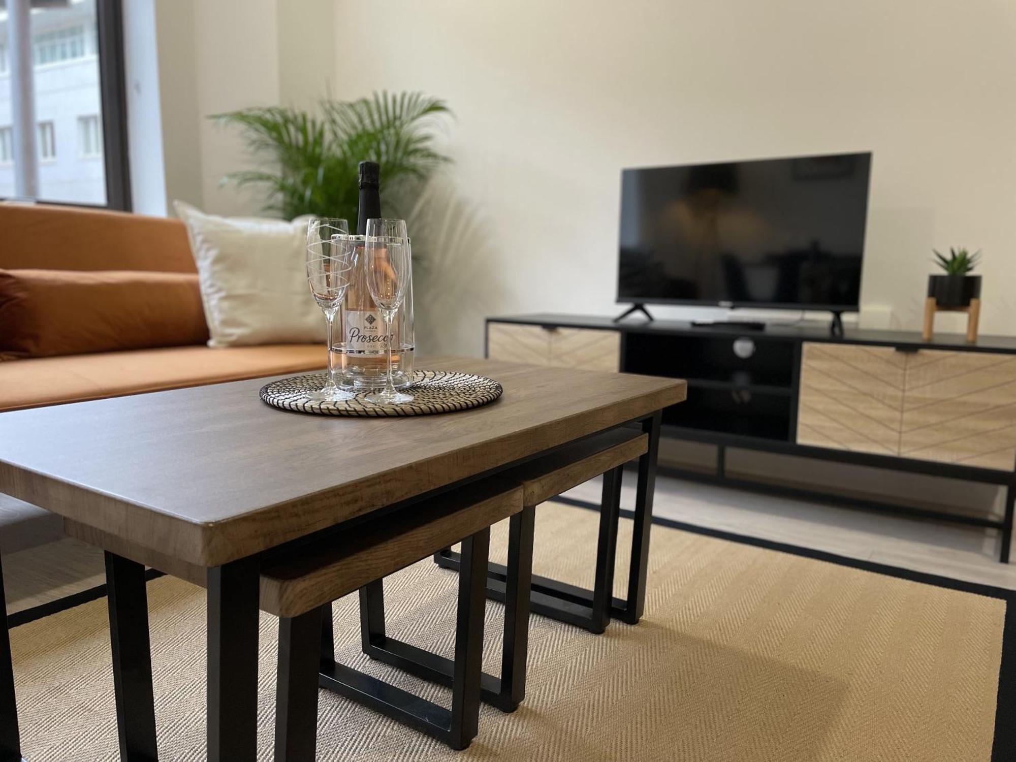 Modern City Centre Apartment Exeter Exterior photo